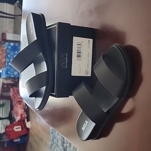 MIA black women's sandals size 10